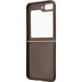 Guess 4G PU Leather Triangle Zadný Kryt pre Samsung Galaxy Z Flip5 Brown