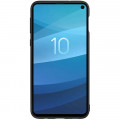 Nillkin Synthetic Fiber Ochranný Zadný Kryt Carbon Black pre Samsung Galaxy S10e